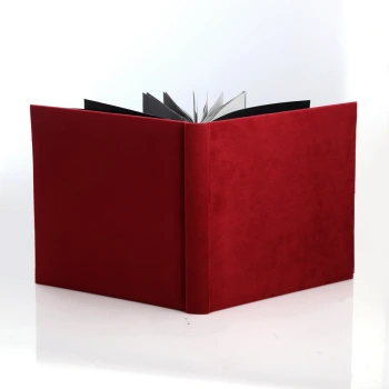 Album wklejany Velvet Ruby (tradycyjny 40 czarnych stron)